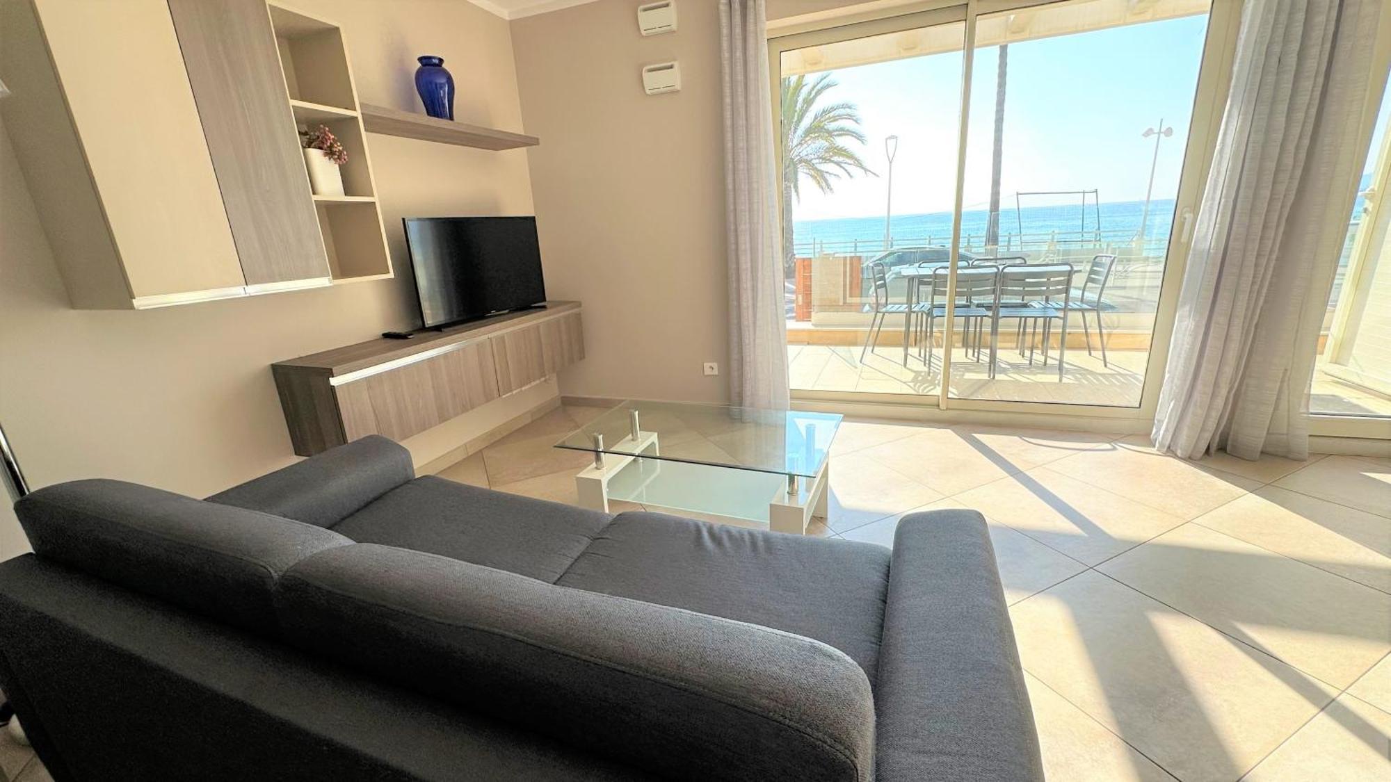 Le Midi 8 By Estates Cannes Exterior foto